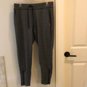 Gap joggers